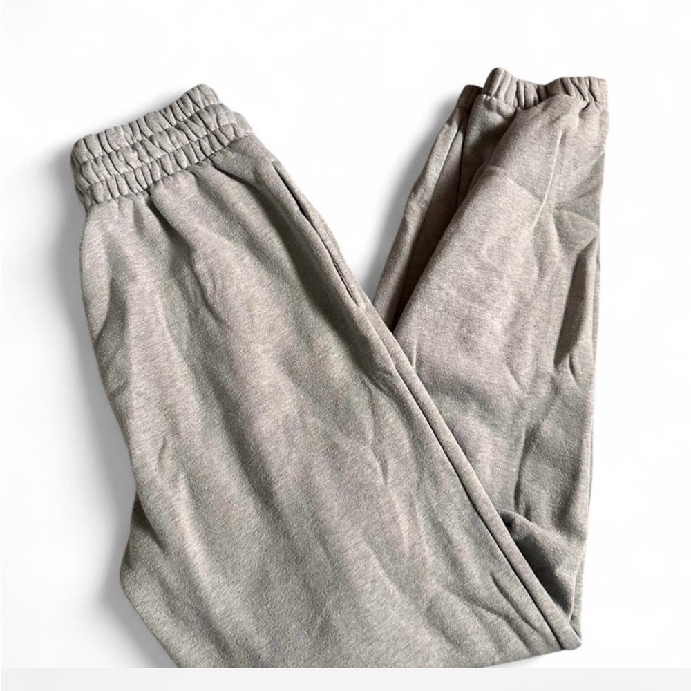 Women’s Gray Jogger Pants
